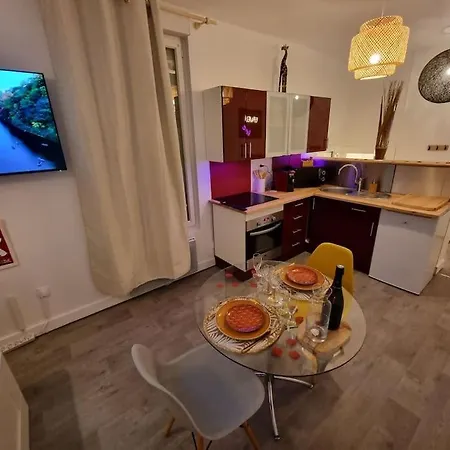 Maison Chaleureuse Avec Jaccuzi Au Cœur Desoissons Soissons